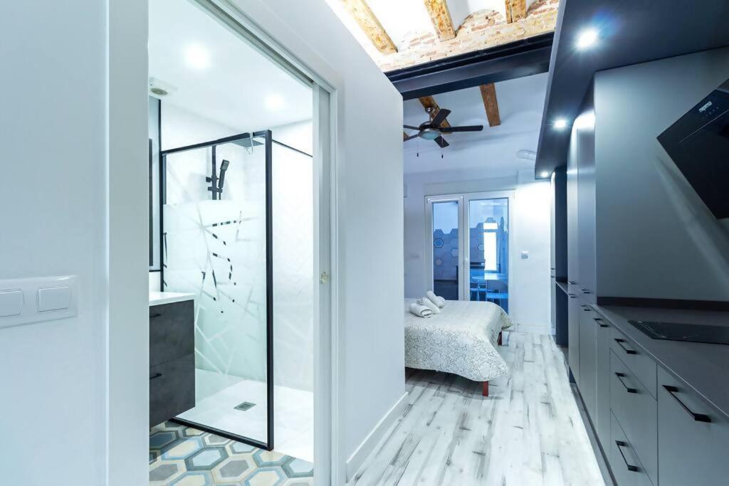 Chic Estudio Privado Al Lado De La Playa Валенсия Екстериор снимка